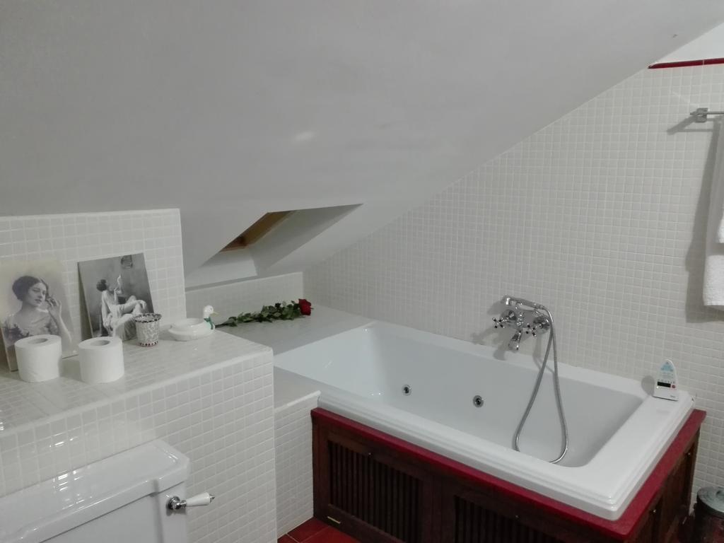 Casa Manoso Hotel Cea Ngoại thất bức ảnh